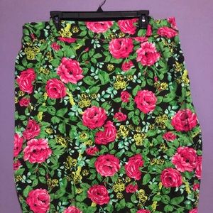 Deadly Dames Floral Pencil Skirt - Pinup Girl